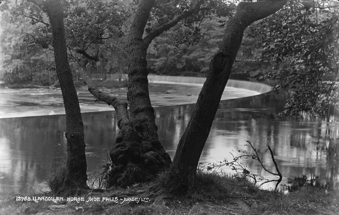 Framed Print : Horse Shoe Falls Framed Print : Horse Shoe Falls