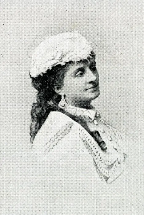 Framed Print : Hortense Schneider, French soprano, in travelling clothes Framed Print : Hortense Schneider, French soprano, in travelling clothes