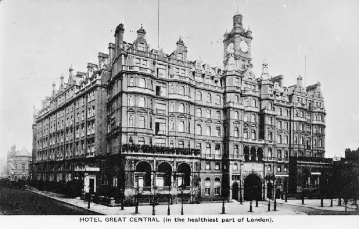 Framed Print : Hotel Great Central, near Regents Park, London Framed Print : Hotel Great Central, near Regents Park, London