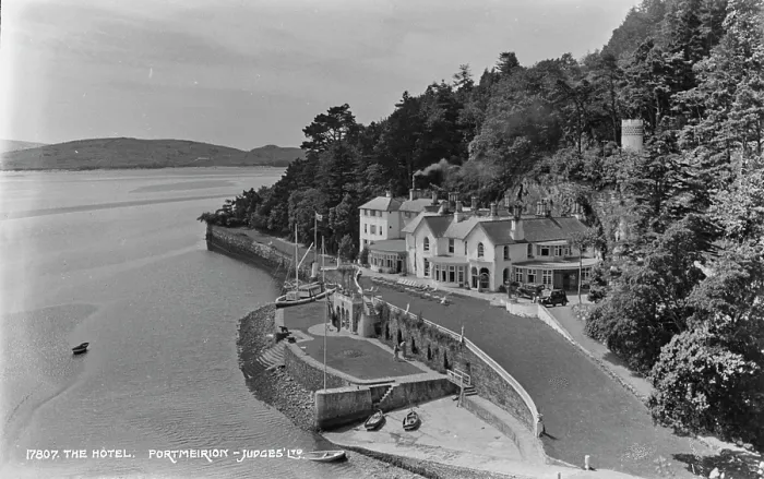 Framed Print : The Hotel at Portmeirion Framed Print : The Hotel at Portmeirion