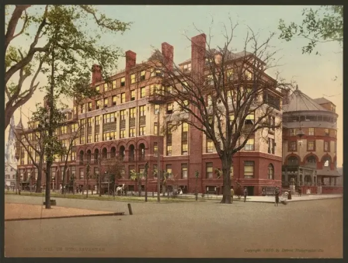 Framed Print : Hotel De Soto, Savannah Framed Print : Hotel De Soto, Savannah