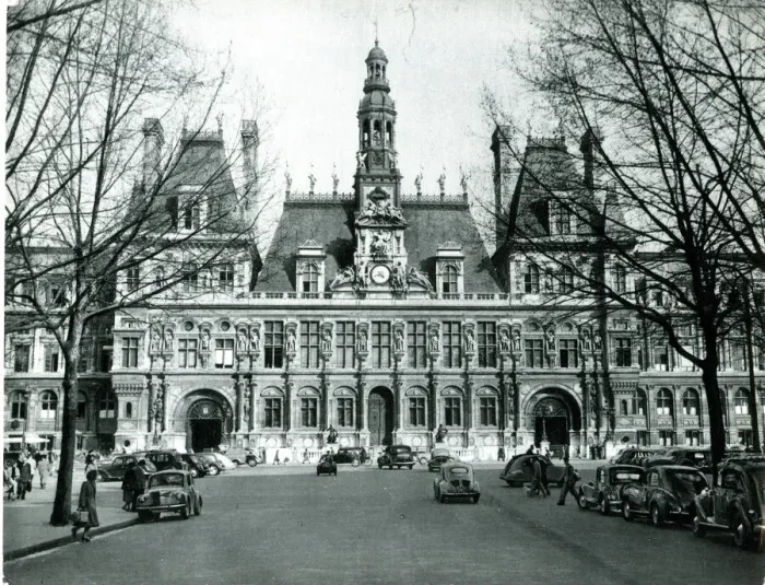 Framed Print : Hotel de Ville (Town Hall), Paris, France Framed Print : Hotel de Ville (Town Hall), Paris, France