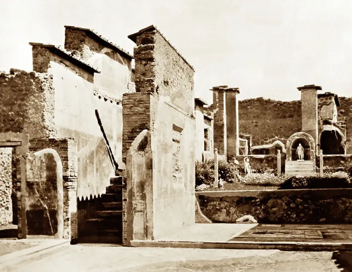 Framed Print : House of Marcus Lucretius, Pompeii, Italy, Victorian period Framed Print : House of Marcus Lucretius, Pompeii, Italy, Victorian period