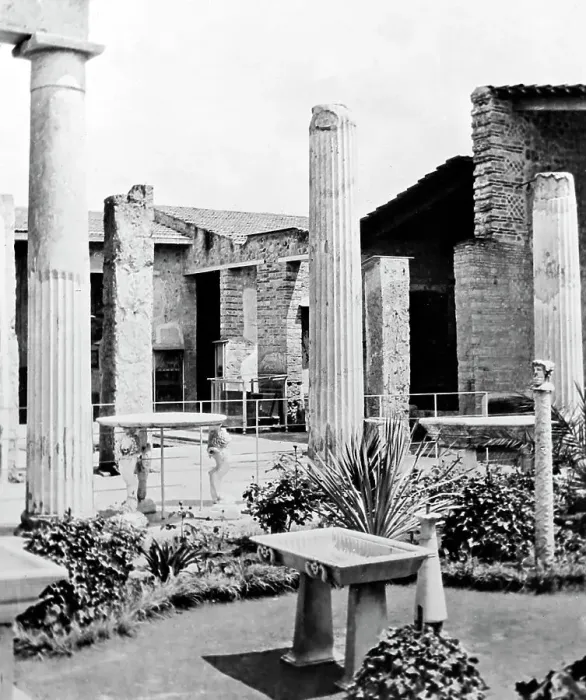 Framed Print : House of the Vettii garden, Pompeii, Italy, Victorian period Framed Print : House of the Vettii garden, Pompeii, Italy, Victorian period