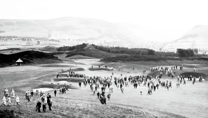 Framed Print : The Howe O Hope, 15th hole of King's Course, Gleneagles GC Framed Print : The Howe O Hope, 15th hole of King's Course, Gleneagles GC