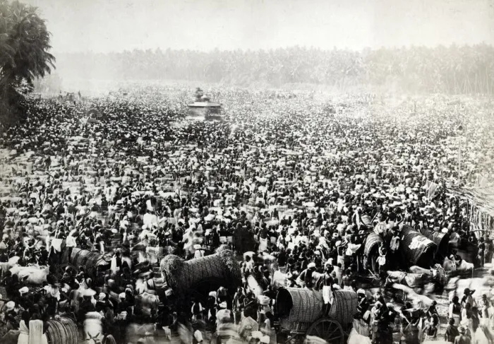 Framed Print : Huge crowd, ceremony, India or Ceylon, Sri Lanka Framed Print : Huge crowd, ceremony, India or Ceylon, Sri Lanka