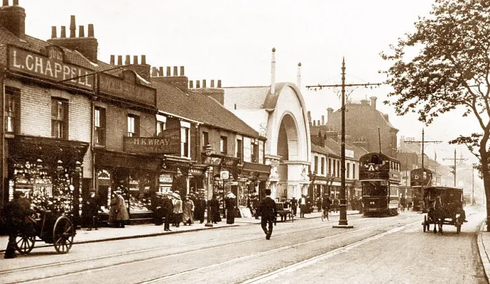 Framed Print : Hull - Anlaby Road Framed Print : Hull - Anlaby Road