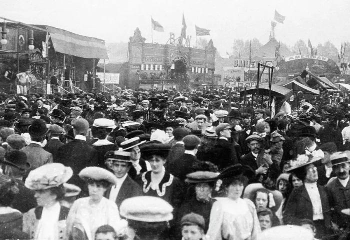 Framed Print : Hull - Fair - 1912 Framed Print : Hull - Fair - 1912