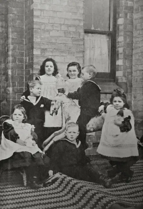 Framed Print : Hull Sailors Orphan Homes - New Arrivals Framed Print : Hull Sailors Orphan Homes - New Arrivals