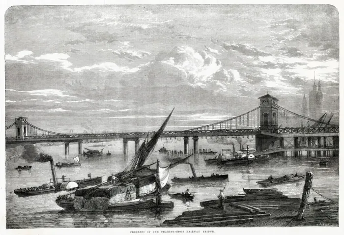 Framed Print : Hungerford Bridge made of wrought iron, a suspension footbridge running from the South Framed Print : Hungerford Bridge made of wrought iron, a suspension footbridge running from the South