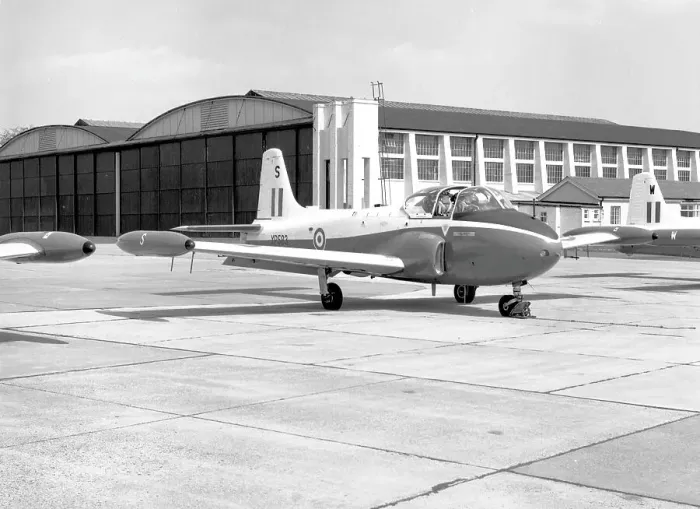 Framed Print : Hunting-Percival P.84 Jet Provost T.4 XP583 - S Framed Print : Hunting-Percival P.84 Jet Provost T.4 XP583 - S