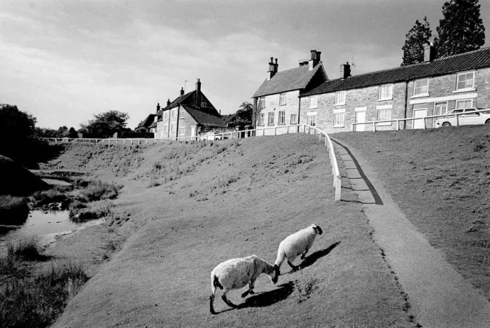 Framed Print : Hutton-le-Hole Framed Print : Hutton-le-Hole