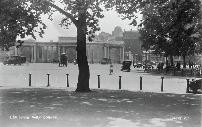 Framed Print : Hyde Park Corner Framed Print : Hyde Park Corner