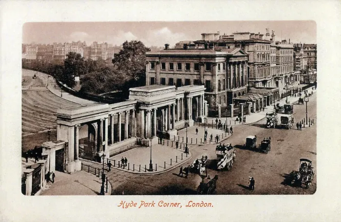 Framed Print : Hyde Park Corner, London Framed Print : Hyde Park Corner, London