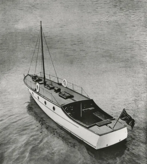 Framed Print : Hyland 45ft twin screw express cruiser Framed Print : Hyland 45ft twin screw express cruiser