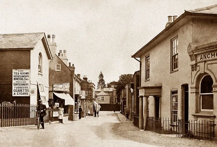 Framed Print : Hythe High Street early 1900s Framed Print : Hythe High Street early 1900s