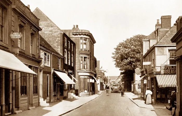 Framed Print : Hythe High Street early 1900s Framed Print : Hythe High Street early 1900s