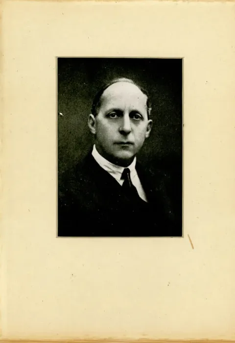 Framed Print : IAE President, 1943-44, George Herbert Lanchester Framed Print : IAE President, 1943-44, George Herbert Lanchester