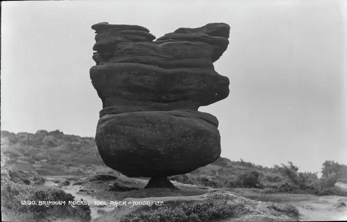 Framed Print : Idol Rock at Brimham Rocks Framed Print : Idol Rock at Brimham Rocks