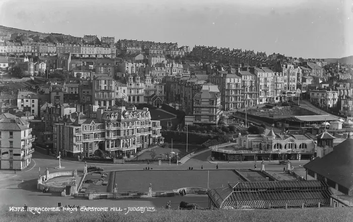 Framed Print : Ifracombe from Capstone Hill Framed Print : Ifracombe from Capstone Hill