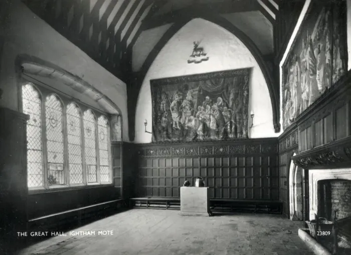 Framed Print : Ightham Mote, Kent - The Great Hall Framed Print : Ightham Mote, Kent - The Great Hall