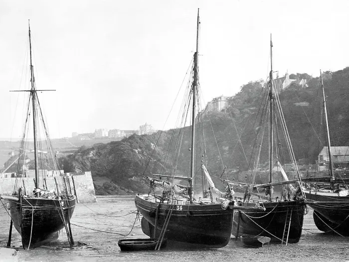Framed Print : Ilfracombe Harbour early 1900s Framed Print : Ilfracombe Harbour early 1900s