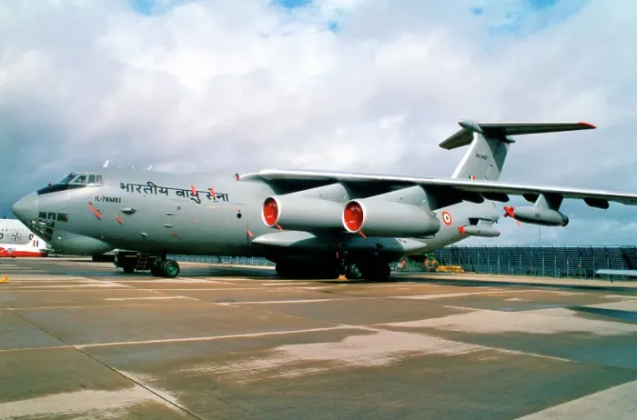 Framed Print : Ilyushin Il-78MKI RK-3452 Framed Print : Ilyushin Il-78MKI RK-3452