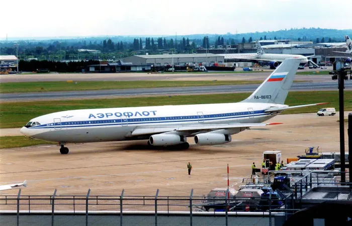 Framed Print : Ilyushin IL-86 RA-86103 Framed Print : Ilyushin IL-86 RA-86103