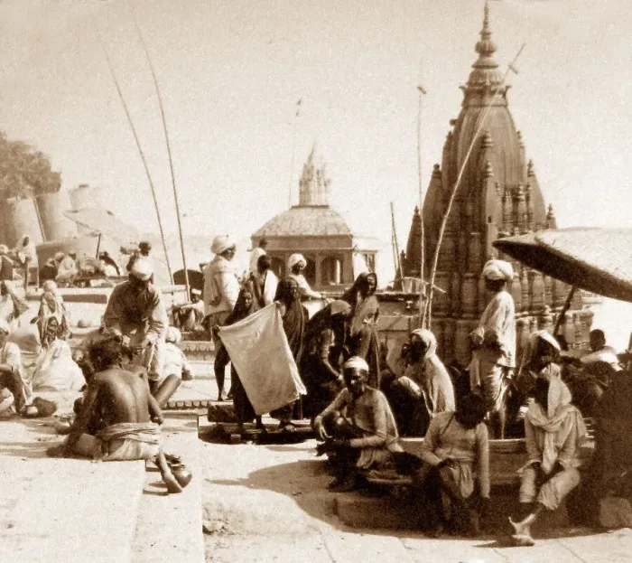 Framed Print : India - Benares - a burning ghat early 1900s Framed Print : India - Benares - a burning ghat early 1900s