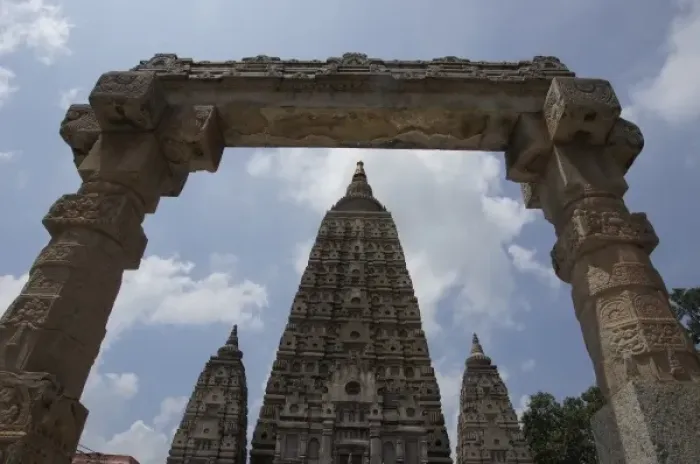 Framed Print : India, Bihar, Bodh Gaya Framed Print : India, Bihar, Bodh Gaya