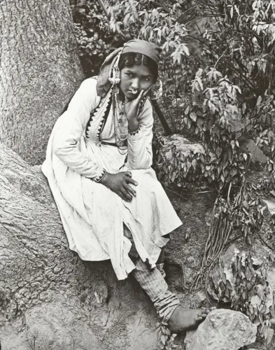 Framed Print : India - A Hill-girl, Himalayas Framed Print : India - A Hill-girl, Himalayas