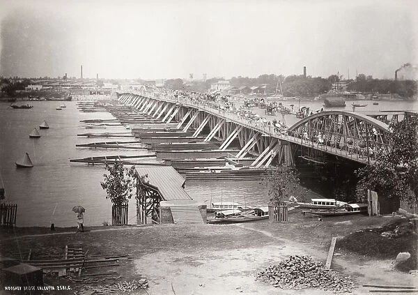 India - Hooghly Bridge, pontoon, Calcutta, Kolkata