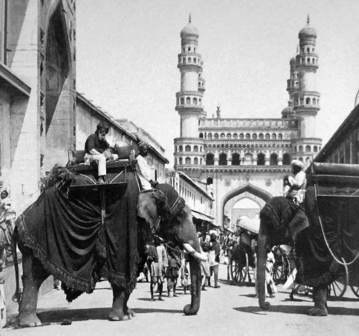 Framed Print : India - Hyderabad early 1900s Framed Print : India - Hyderabad early 1900s