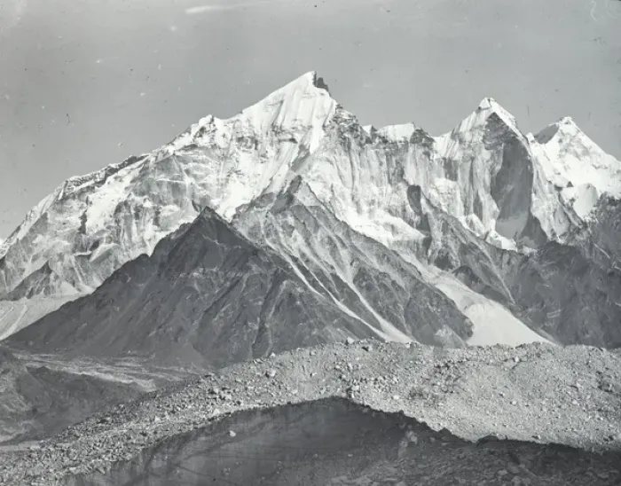 Framed Print : India - Mount Lomar Parbet near view Framed Print : India - Mount Lomar Parbet near view