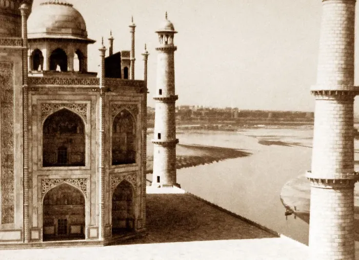 Framed Print : India - Taj Mahal Agra early 1900s Framed Print : India - Taj Mahal Agra early 1900s