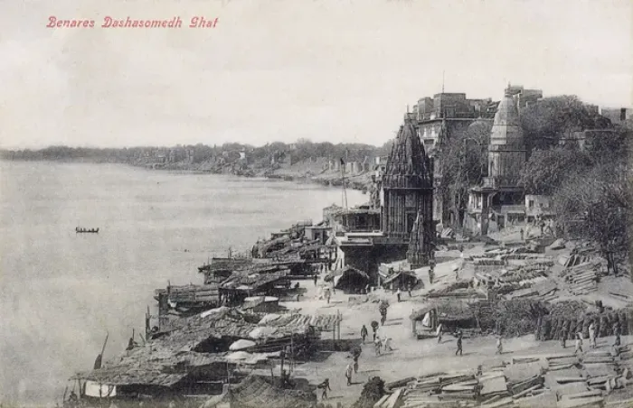 Framed Print : India - Varanasi - Dashasomedh Ghat Framed Print : India - Varanasi - Dashasomedh Ghat