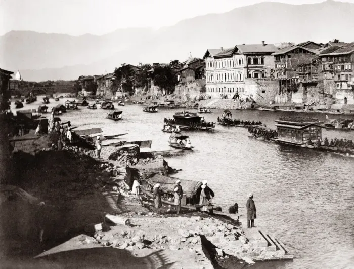 Framed Print : India visit of the viceroy, Lord Lansdowne to Srinagar Framed Print : India visit of the viceroy, Lord Lansdowne to Srinagar