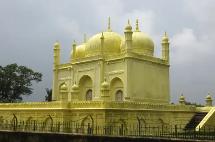 Framed Print : India - West Bengal - Murshidabad Framed Print : India - West Bengal - Murshidabad