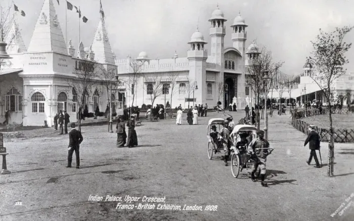 Framed Print : Indian Palace - Upper Crescent - The Franco-British Exhibition at White City, London Framed Print : Indian Palace - Upper Crescent - The Franco-British Exhibition at White City, London