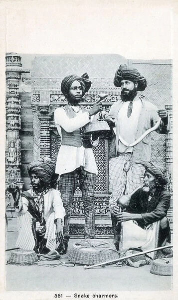 Indian snake charmers. Date: 1900s