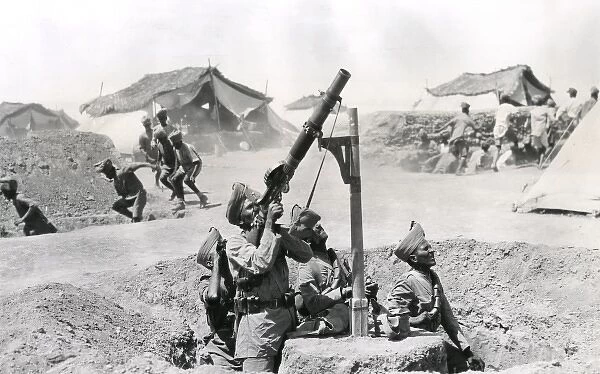Indian troops operating Lewis gun, WW1