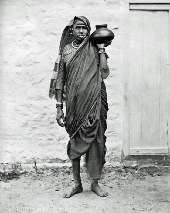 Framed Print : Indian woman carrying a jar Framed Print : Indian woman carrying a jar