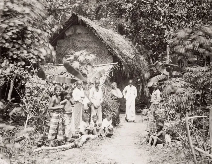 Framed Print : Indigenous family outside home Ceylon, Sri Lanka Framed Print : Indigenous family outside home Ceylon, Sri Lanka