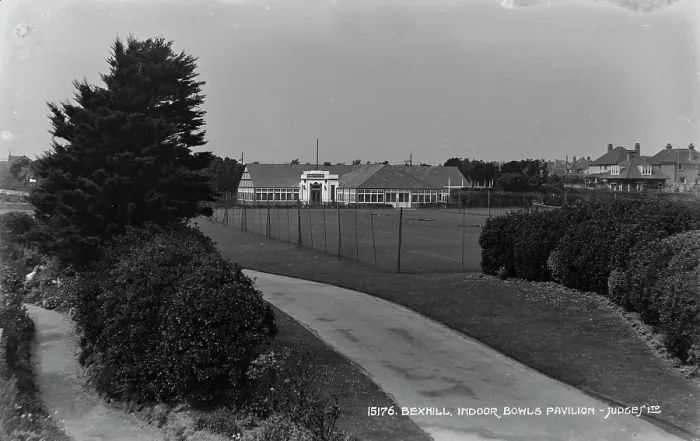 Framed Print : Indoor Bowls Pavilion in Bexhill Framed Print : Indoor Bowls Pavilion in Bexhill
