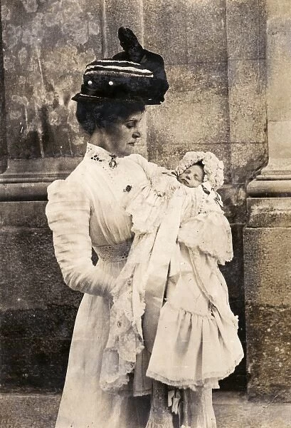 Infanta Beatriz of Spain with English nurse