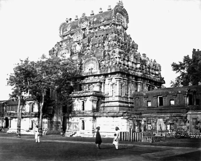 Framed Print : The Inner Gopuram, Tanjore, Tamil Nadu, India Framed Print : The Inner Gopuram, Tanjore, Tamil Nadu, India