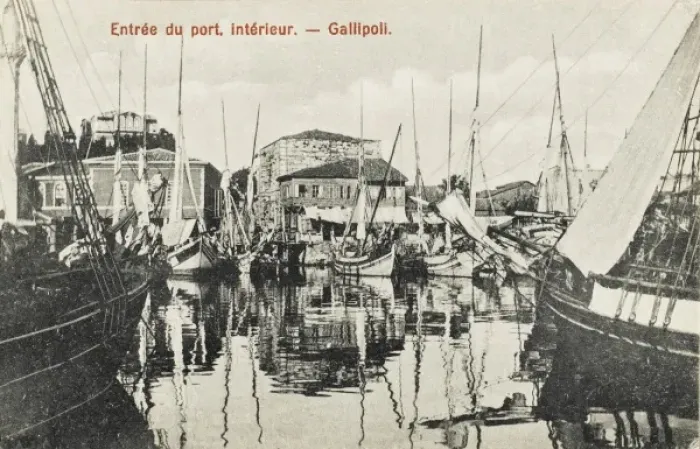 Framed Print : Inner Harbour - gallipoli Framed Print : Inner Harbour - gallipoli