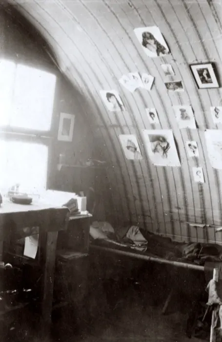 Framed Print : Inside an RFC hut, Clairmarais, Northern France, WW1 Framed Print : Inside an RFC hut, Clairmarais, Northern France, WW1