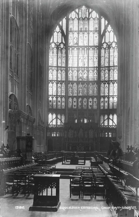 Framed Print : Interior of Gloucester Cathedral Choir Framed Print : Interior of Gloucester Cathedral Choir