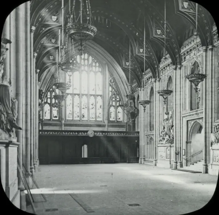 Framed Print : The interior of the Guildhall Framed Print : The interior of the Guildhall